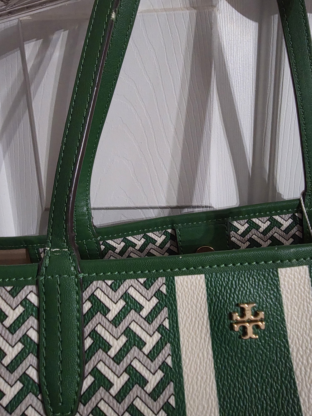Tory Burch Green Patterned Stripe Tote Bag - Picture 5 of 9